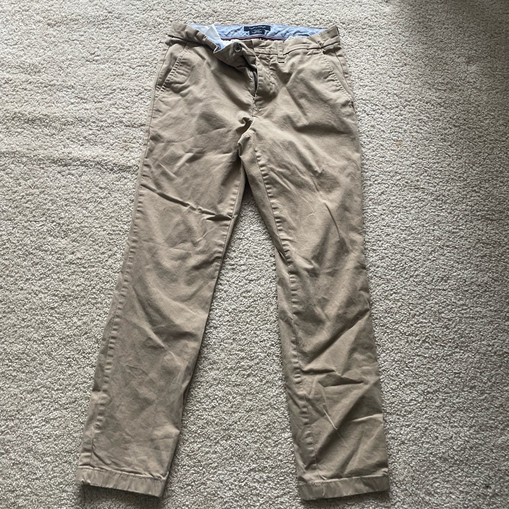 Tommy Hilfiger Men's Khaki Chinos